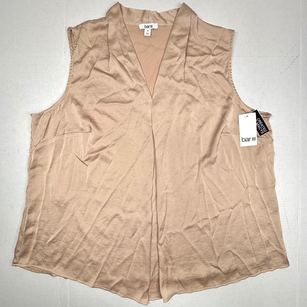 bar III Women's Sleeveless Top V-Neck Champagne Blouse Plus Size 2X NWT